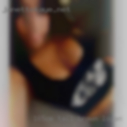 1.65cm tall, brown hair in Logan, Utah and eyes.