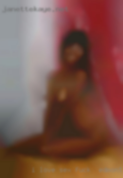 I love to fuck in Edmonton sex, cuddling, foreplay.