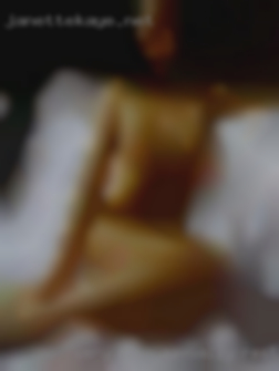 Very open sexually in restaurants stories and love to please...